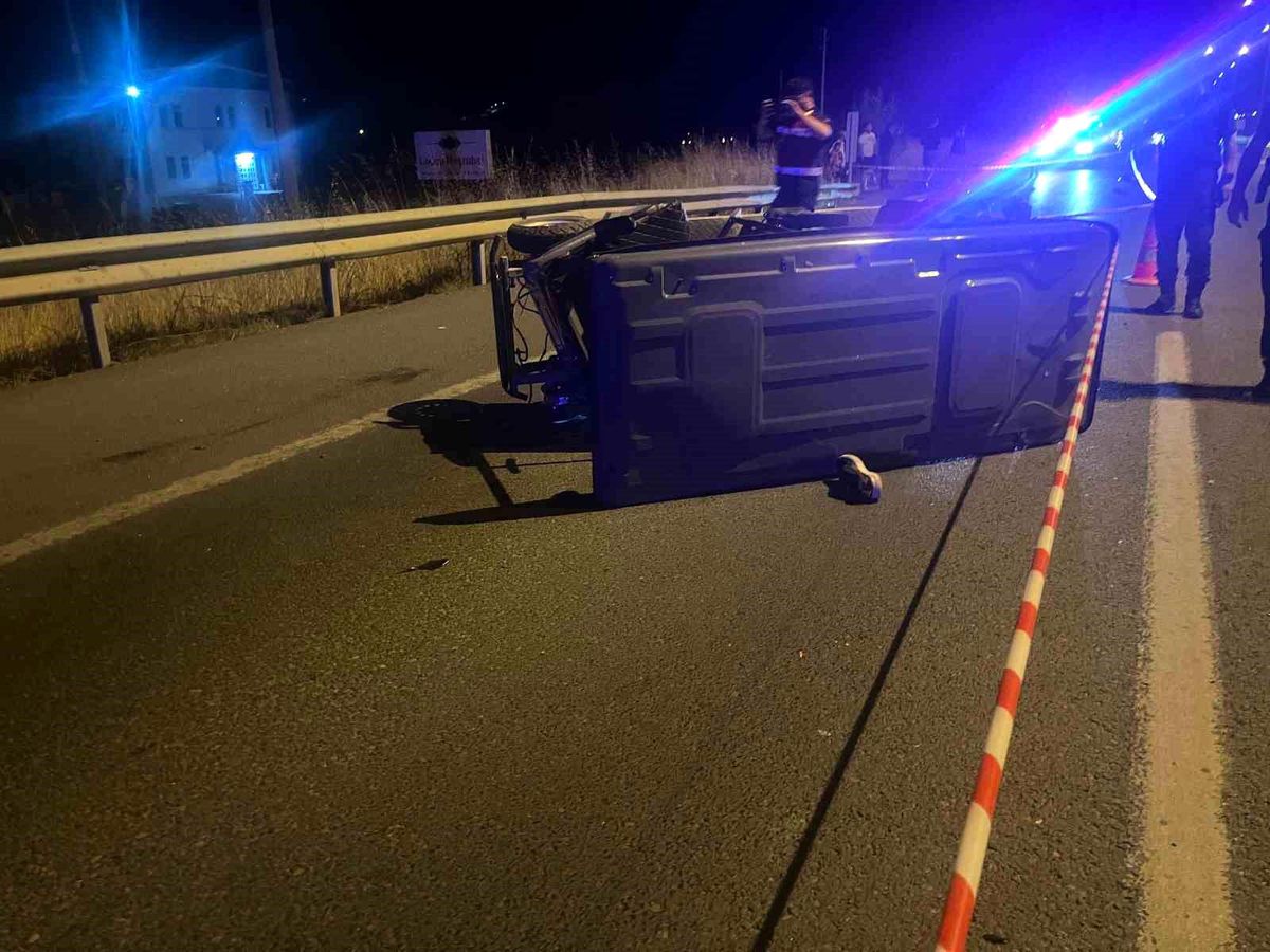 Kütahya-Tavşanlı kara yolunda feci kaza: 18 yaşındaki motosiklet sürücüsü hayatını kaybetti