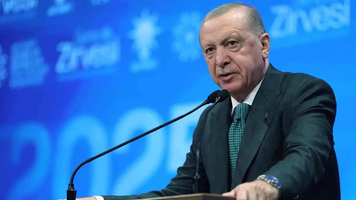 İslam ülkelerine açık çağrı! Başkan Erdoğan: Tek bir sisteme mahkum değiliz