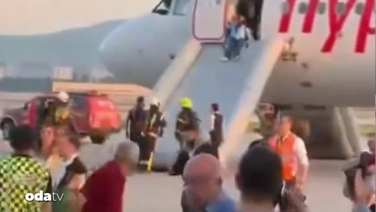 SON DAKİKA | Ankara-İzmir uçuşunda sıcak anlar... Uçak tahliye edildi