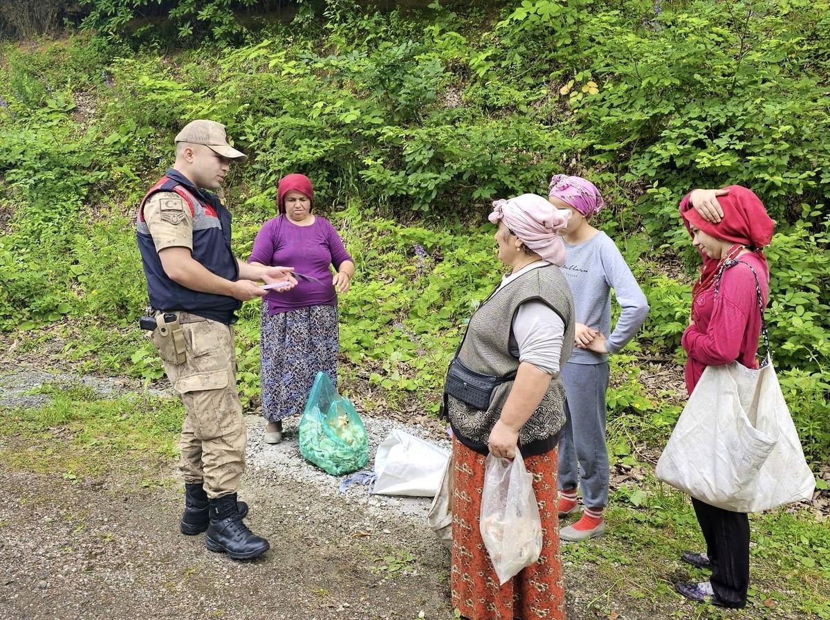 Ordu'da jandarmadan kadınlara KADES tanıtımı
