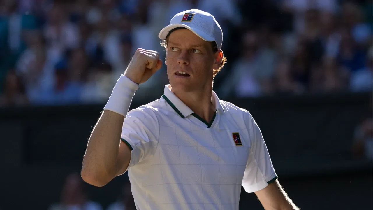 Wimbledon'da erkeklerde şampiyon Jannik Sinner! Alexender Zverev'i 3-1 yendi