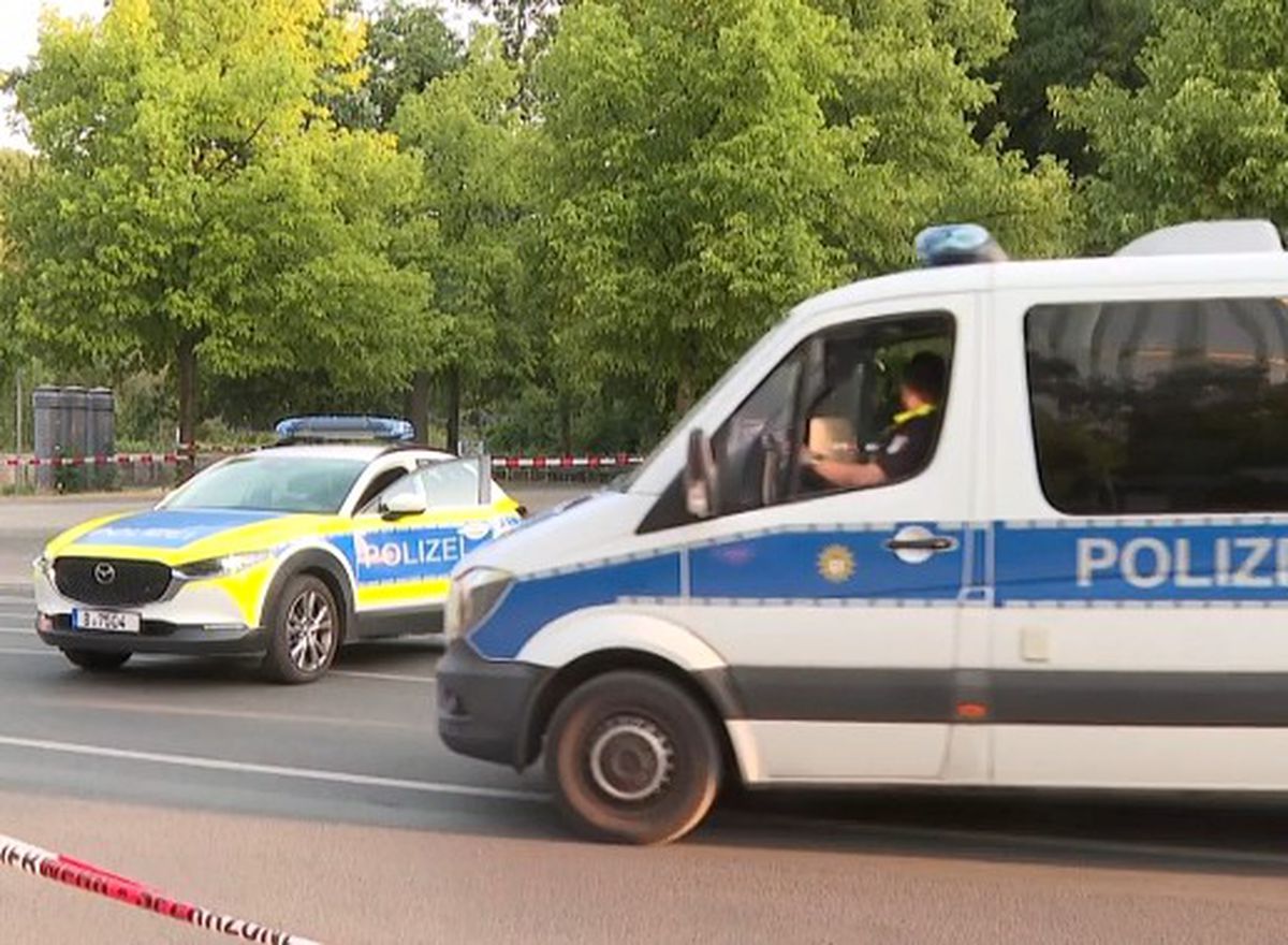 Berlin polisi, onur yürüyüşü saldırısının şüphelisi olarak 21 yaşındaki Abdul B'yi arıyor