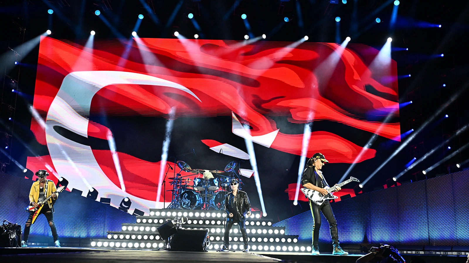 İstanbul'dan 'Scorpions' geçti: 33 yıl sonra yeniden tarih yazdılar