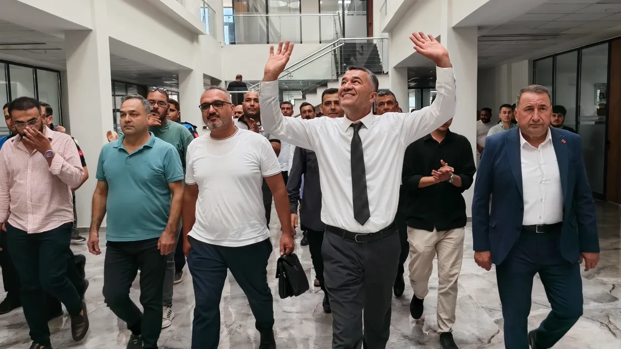 Silifke Belediye Başkan Vekilliğine CHP'li Oğuzhan Kökten seçildi