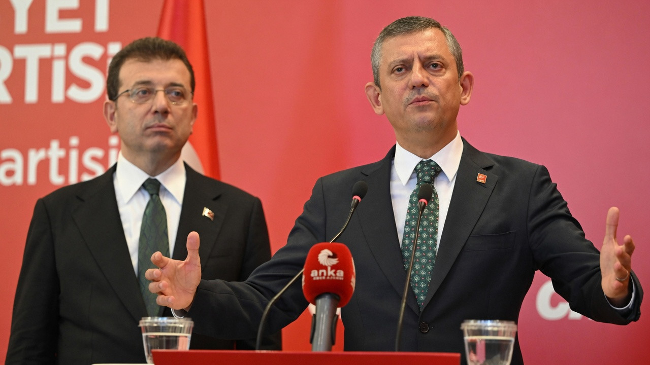 Yeni Parti'nin programı Türkçe değil Amerikanca!