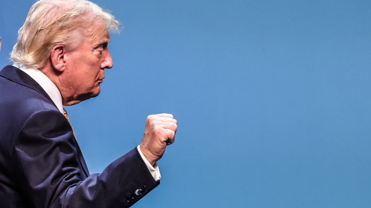 Trump: "İran müzakerelere devam edilmesini istedi, ateşkesin sona erdiğini bildirdik"