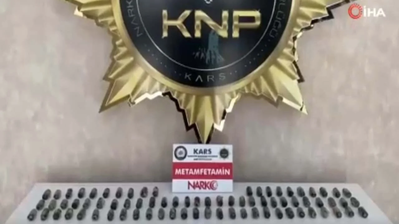 Yürüyen uyuşturucu deposu İranlı polisten kaçamadı