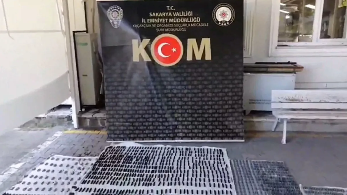 Sakarya'da silah kaçakçılığı operasyonu: 2 bin 366 silah parçası ele geçirildi