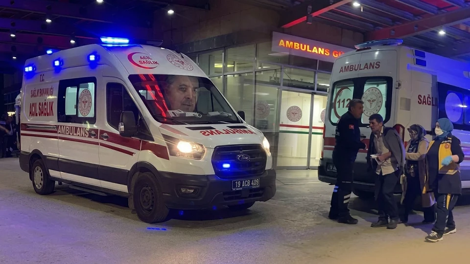 Çorum'da düğün yemeği zehirlenmesi: Aralarında çocukların da olduğu 50 kişi hastanelik oldu | Güncel Haberler