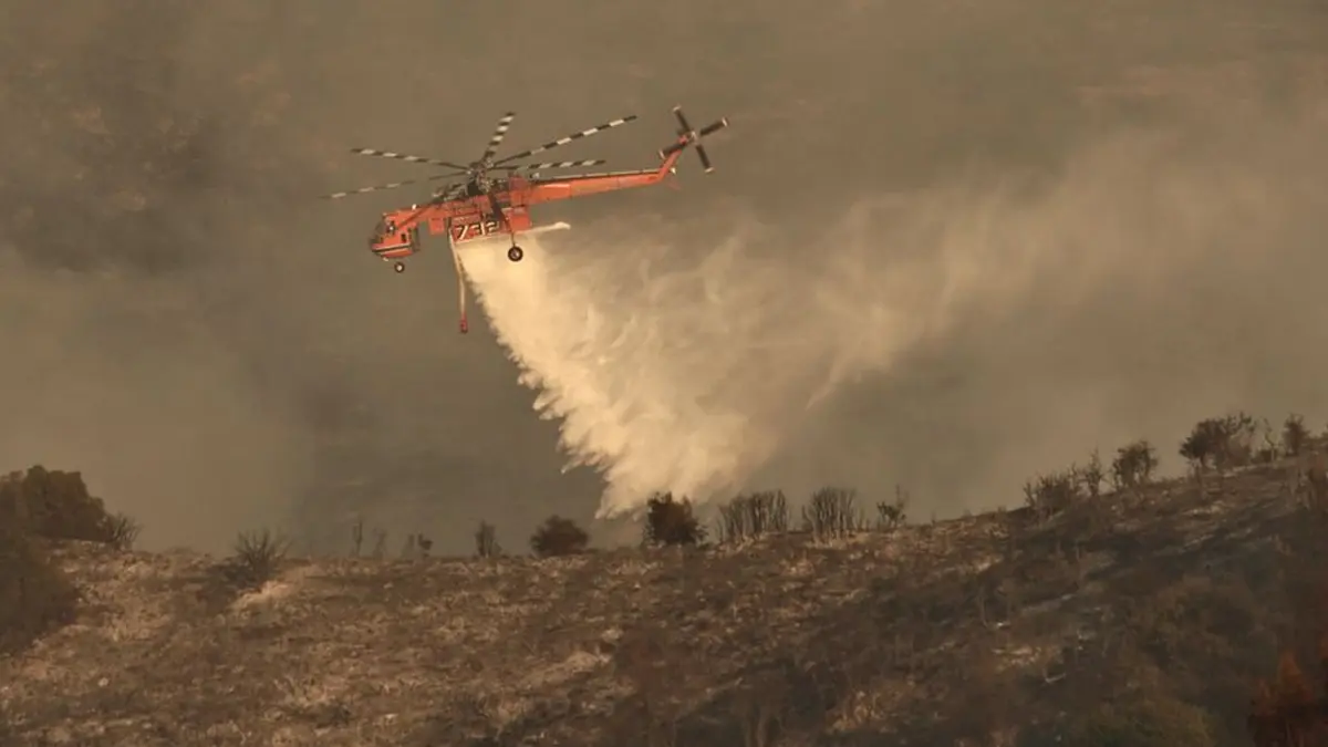 Yunanistan'da helikopter düştü: 2 personel sağ kurtuldu