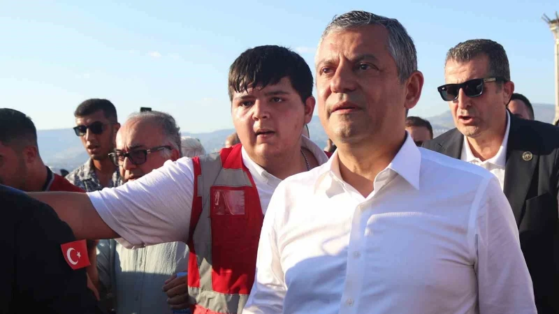 Özgür Özel 'yeni parti' iddialarına son noktayı koydu