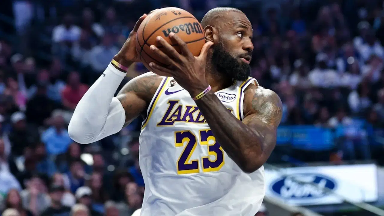 LeBron James'in 76ers'taki forma numarası belli oldu