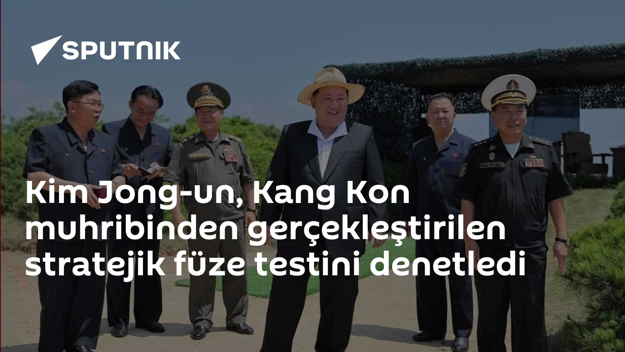 Kim Jong-un, Kang Kon muhribinden gerçekleştirilen stratejik füze testini denetledi