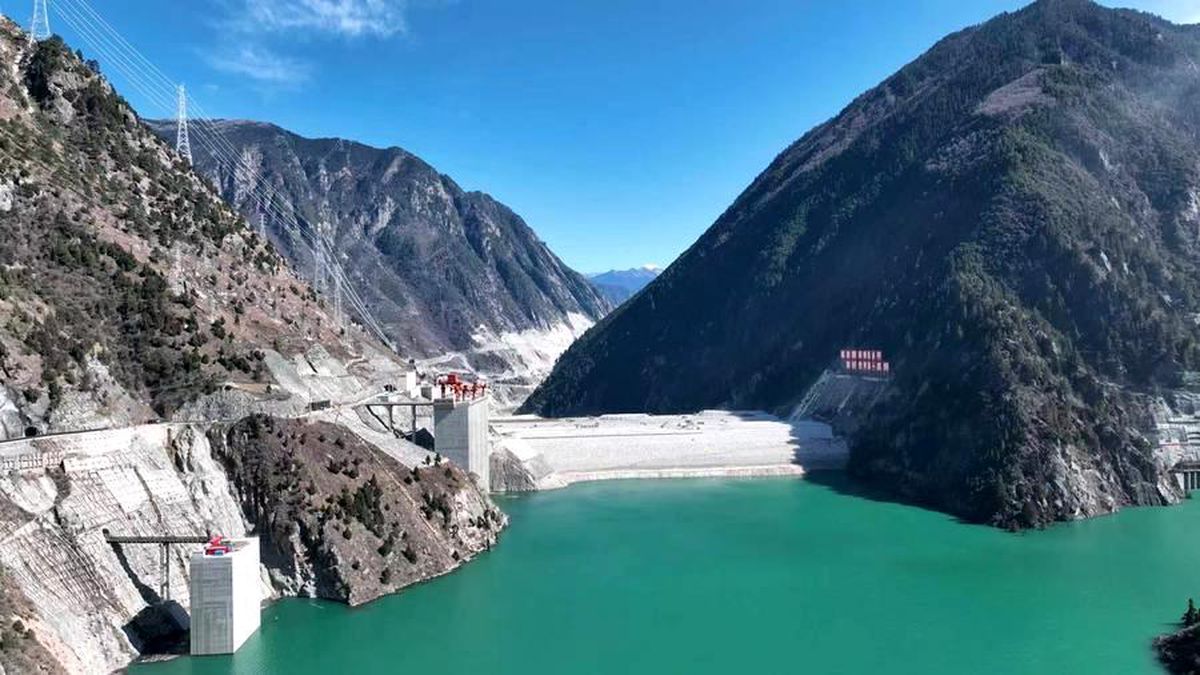Çin'de Karbondioksit Emisyonlarını 46 Milyon Ton Azaltacak Hidroelektrik Santrali Faaliyete Geçti