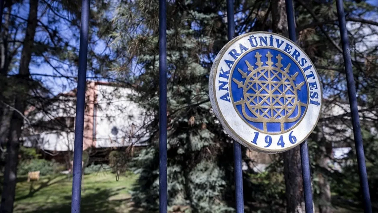 Dünyanın en iyi üniversiteleri belli oldu! Ankara Üniversitesi ODTÜ ve Boğaziçi’ni geride bıraktı!