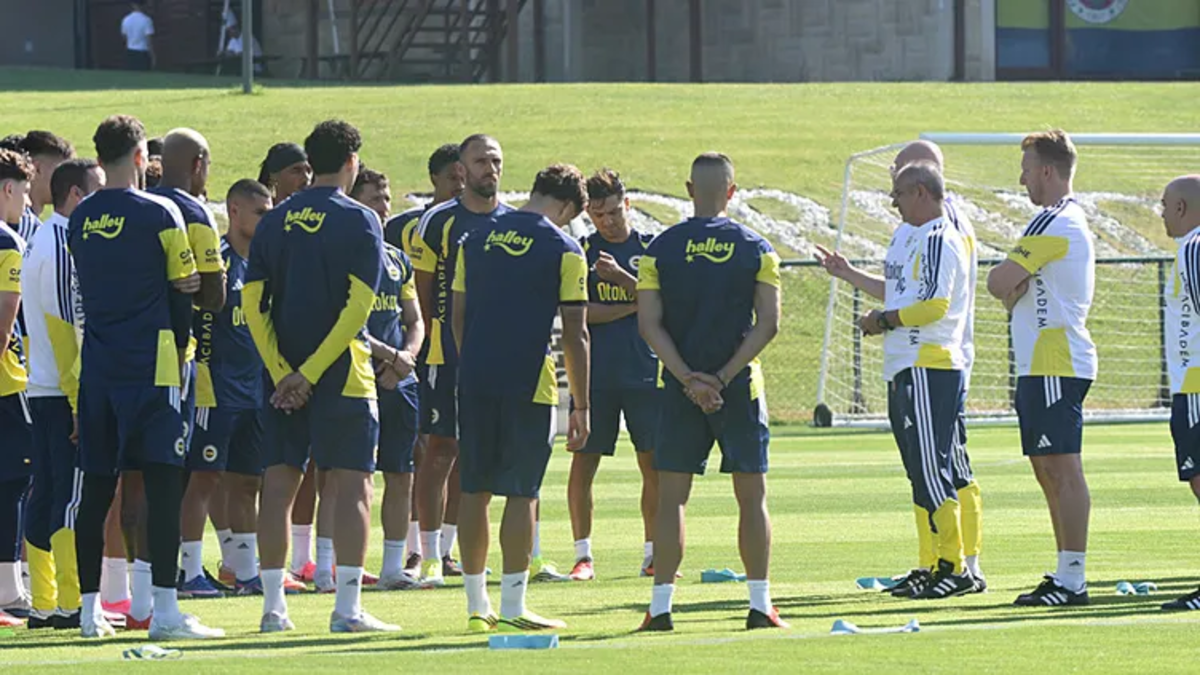 Fenerbahçe'den transfer hamlesi! Eski yıldız geri mi dönüyor?
