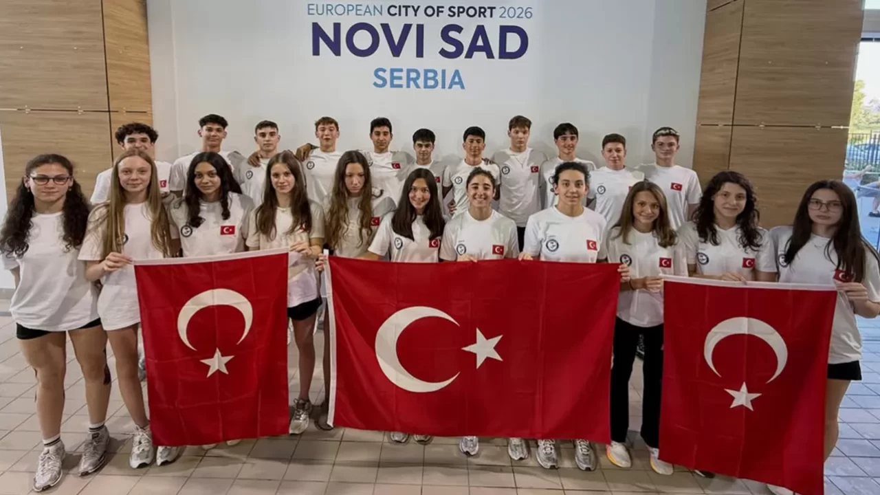 Milli yüzücülerden madalya yağmuru! Comen Kupası'nda 3 altın, 1 gümüş