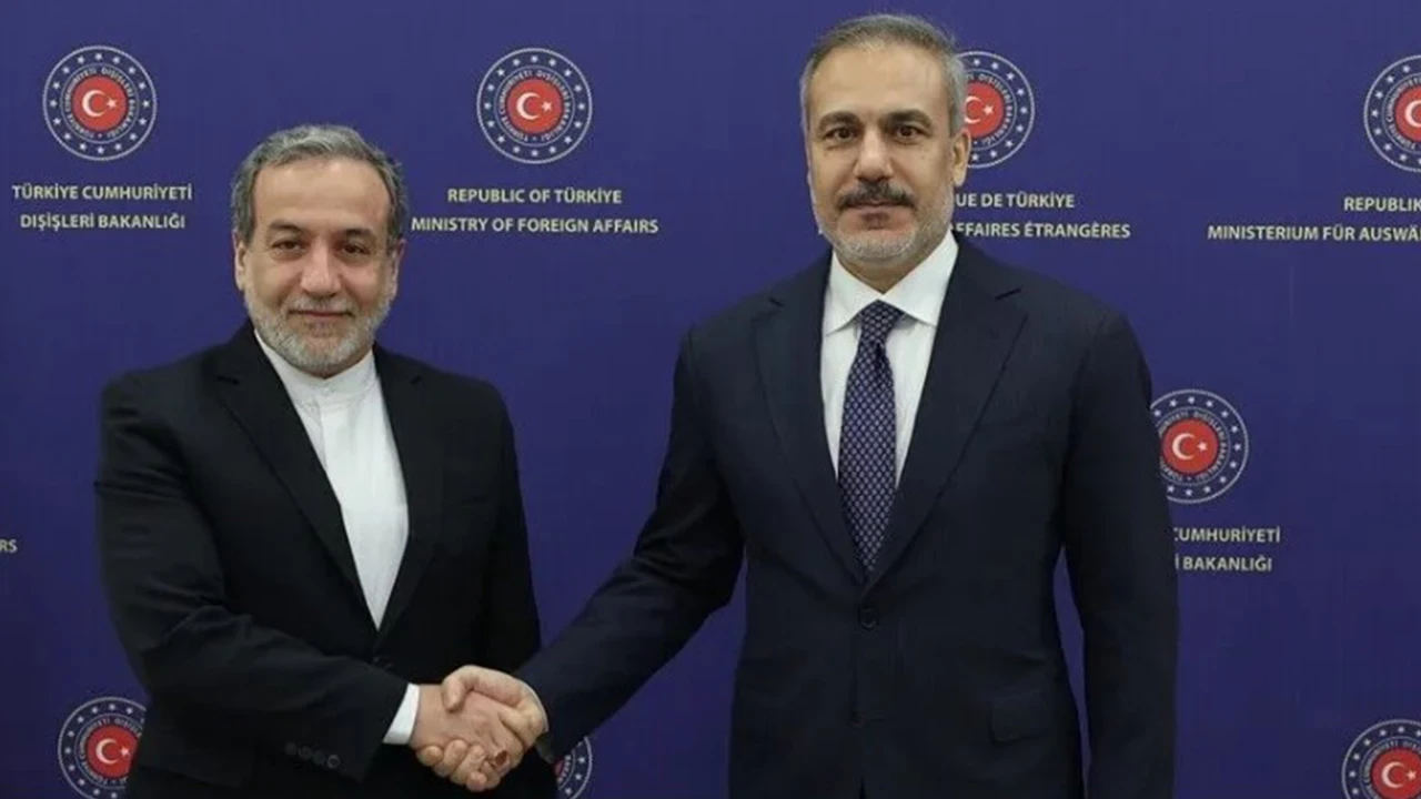 Hakan Fidan ile İranlı mevkidaşı Arakçi arasında kritik görüşme