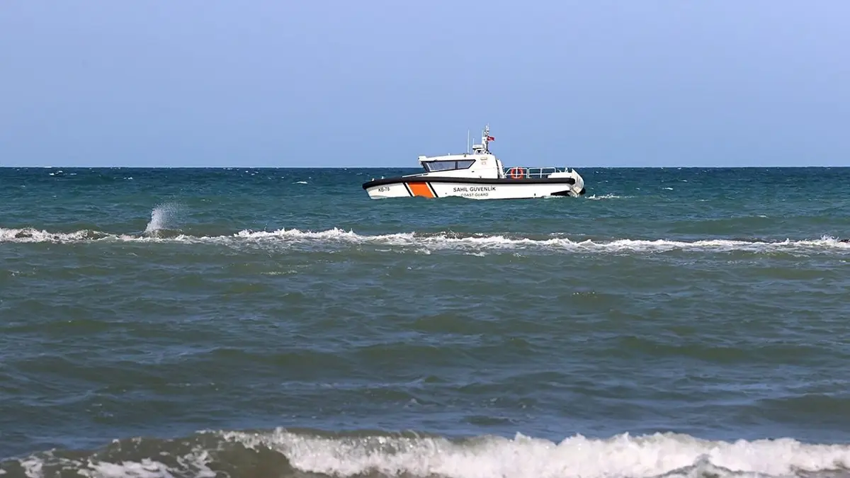 Samsun Valiliği'nden "denize girmeyin" uyarısı