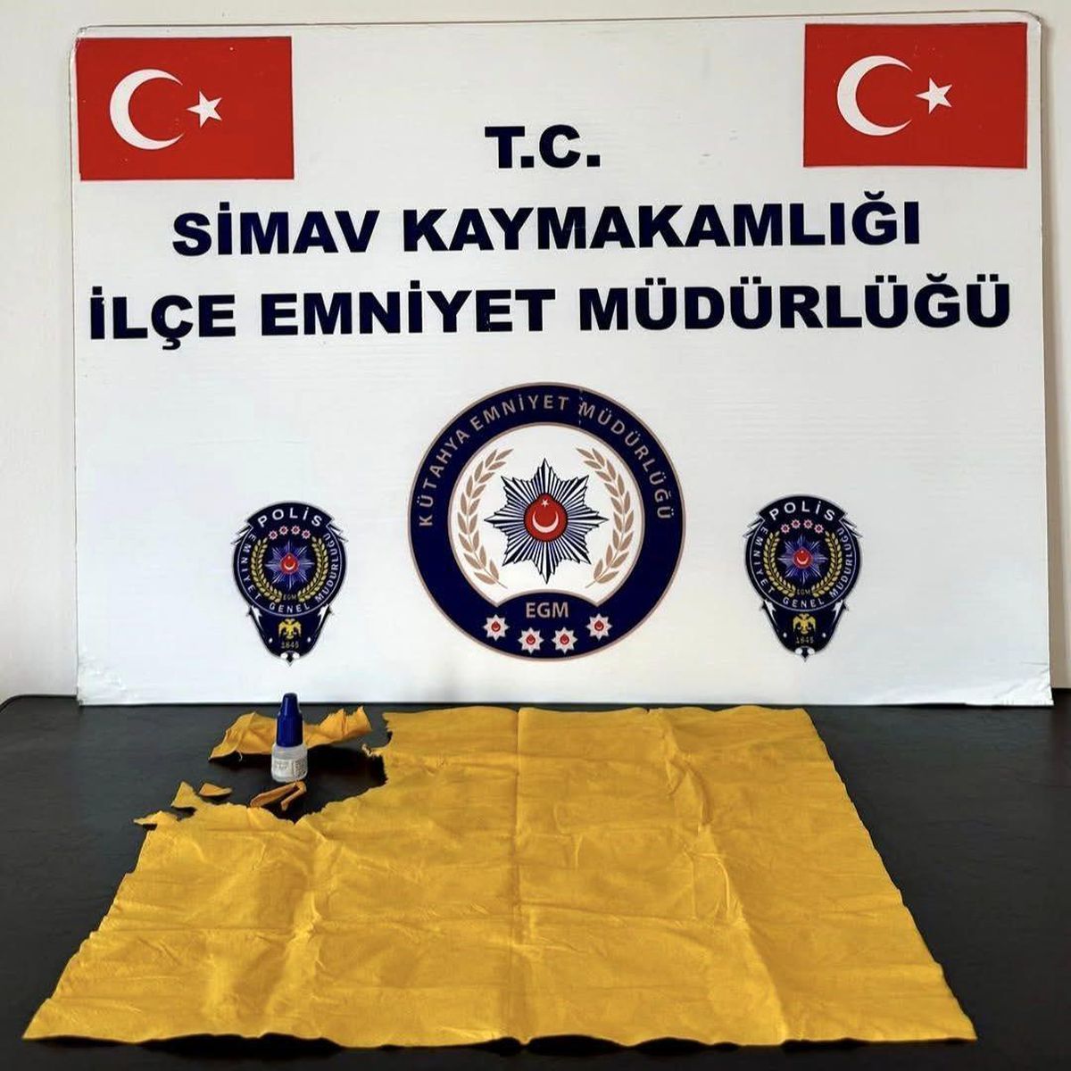 Kütahya'da uyuşturucu operasyonu: 2 şüpheli gözaltına alındı