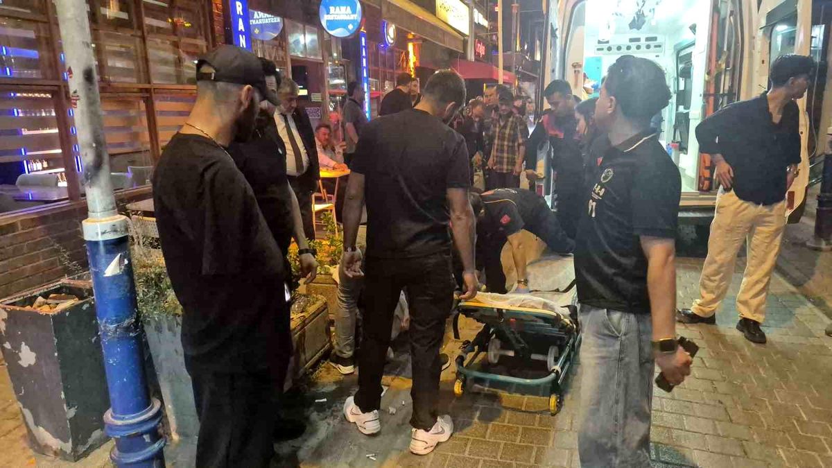 Eskişehir'de çıkan bıçaklı kavgada 1 kişi yaralandı