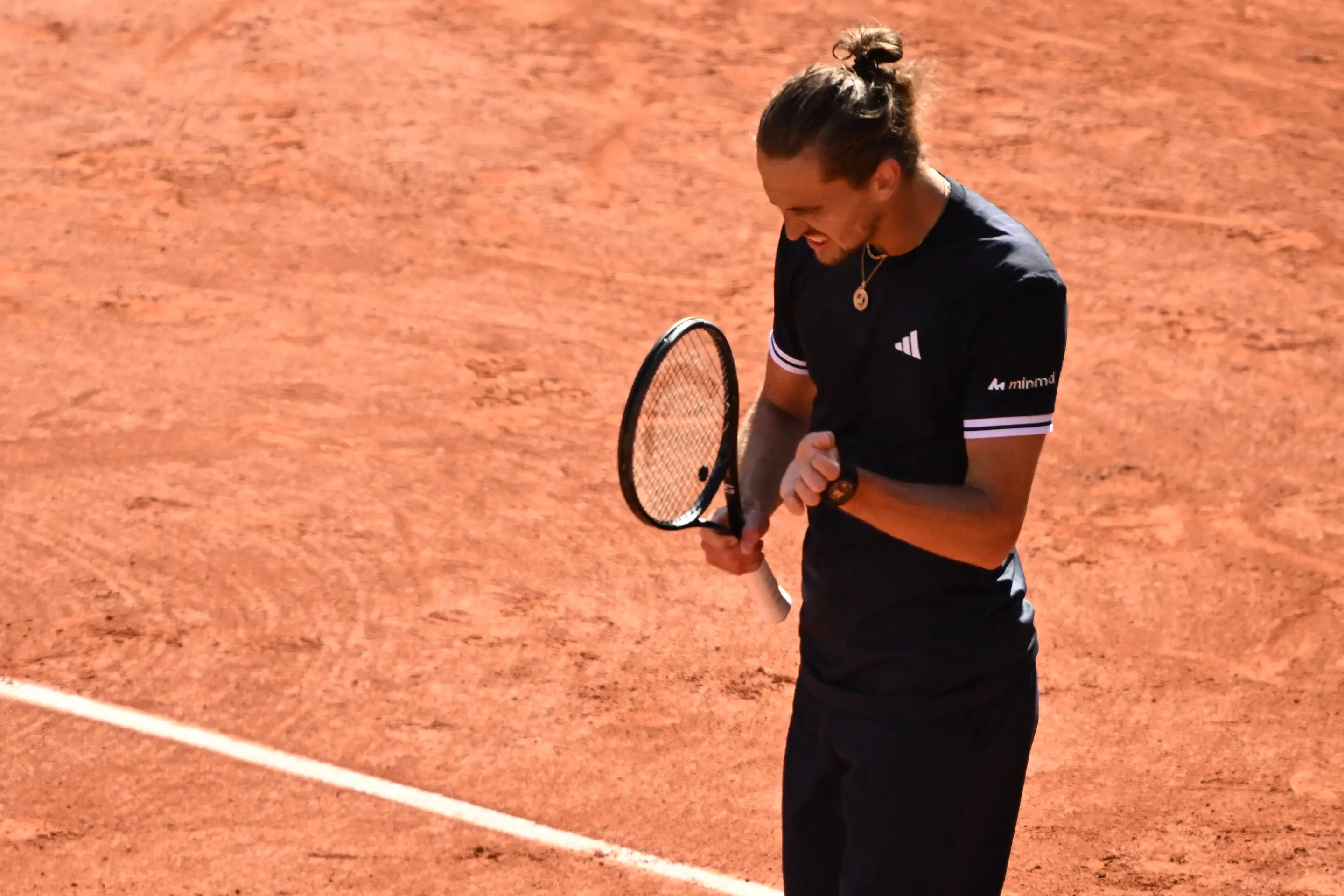 Alexander Zverev, Fransa'da final biletini aldı!