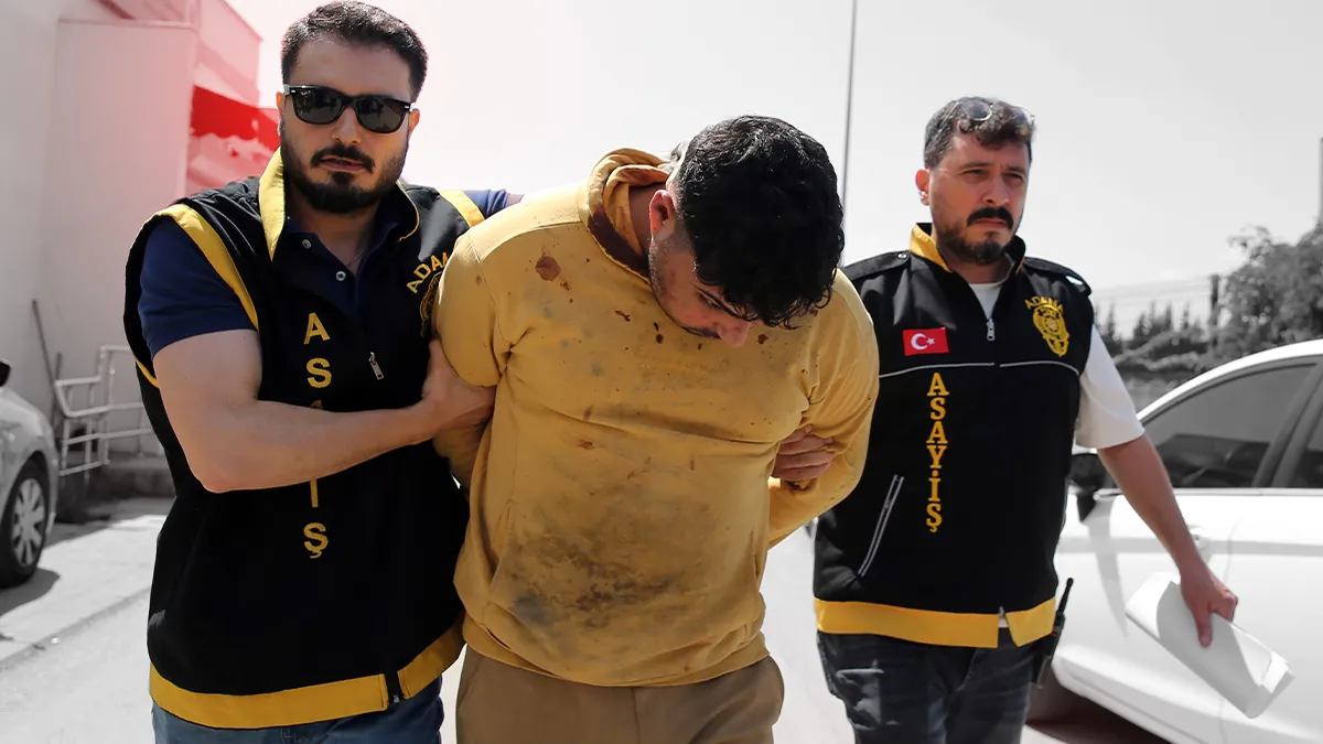 Yer Adana! İhbara giden polis memurunu silahla yaraladı! Şüphelinin pişkin savunması pes dedirtti: ‘Yanlışlıkla vurdum’
