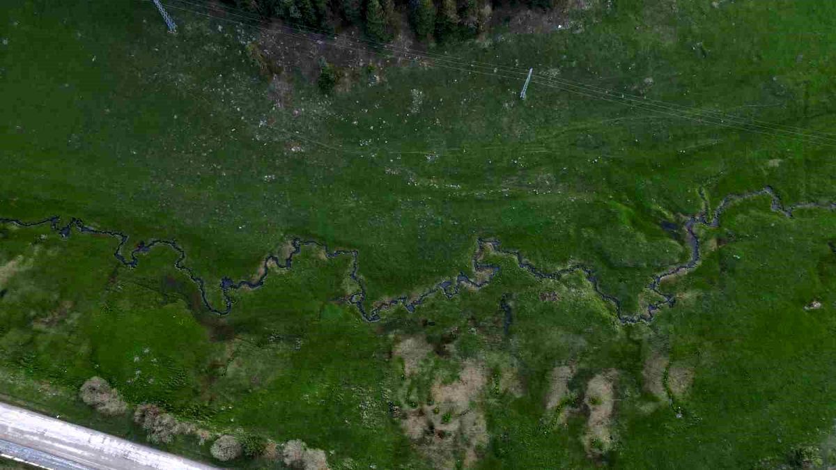 Kars'ta doğa şöleni: Karlı zirveler ve menderesler hayran bıraktı