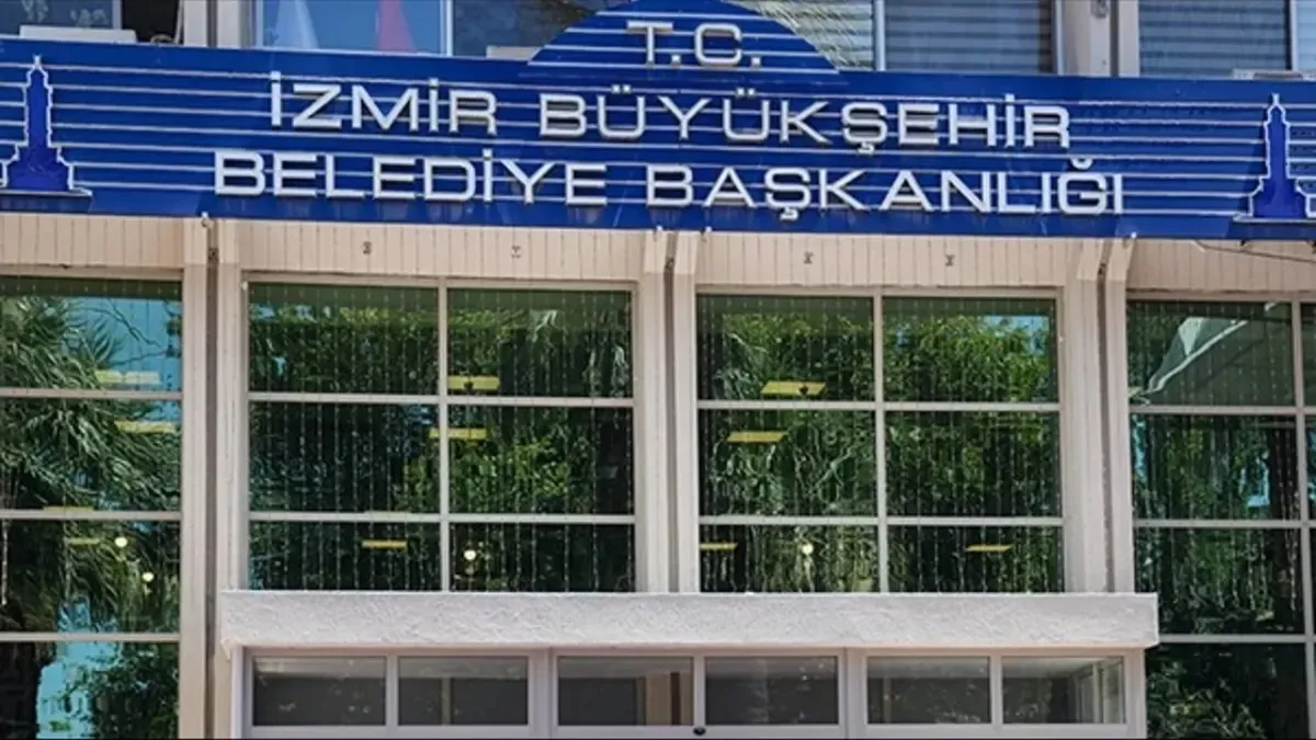 İzmir’de istifa depremi! Önce büyükşehir ardından da Konak Belediyesi…