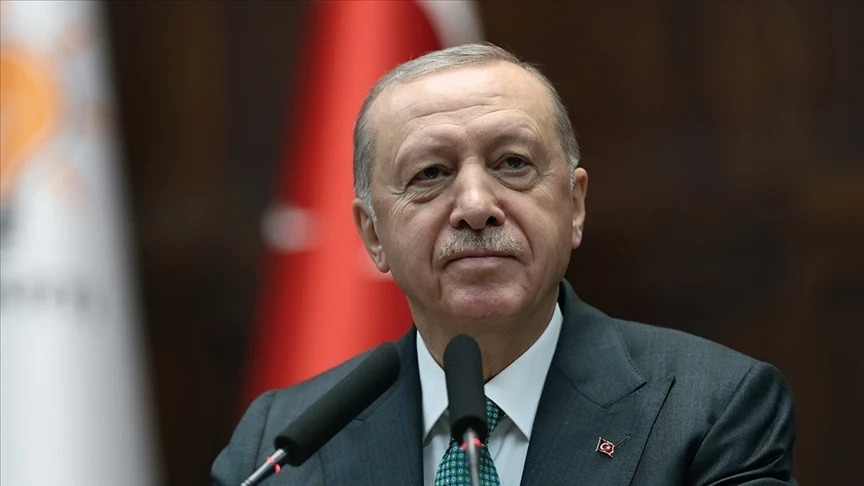 AK Parti'den 11 milyonu aşan üyesine Cumhurbaşkanı Erdoğan imzalı belge