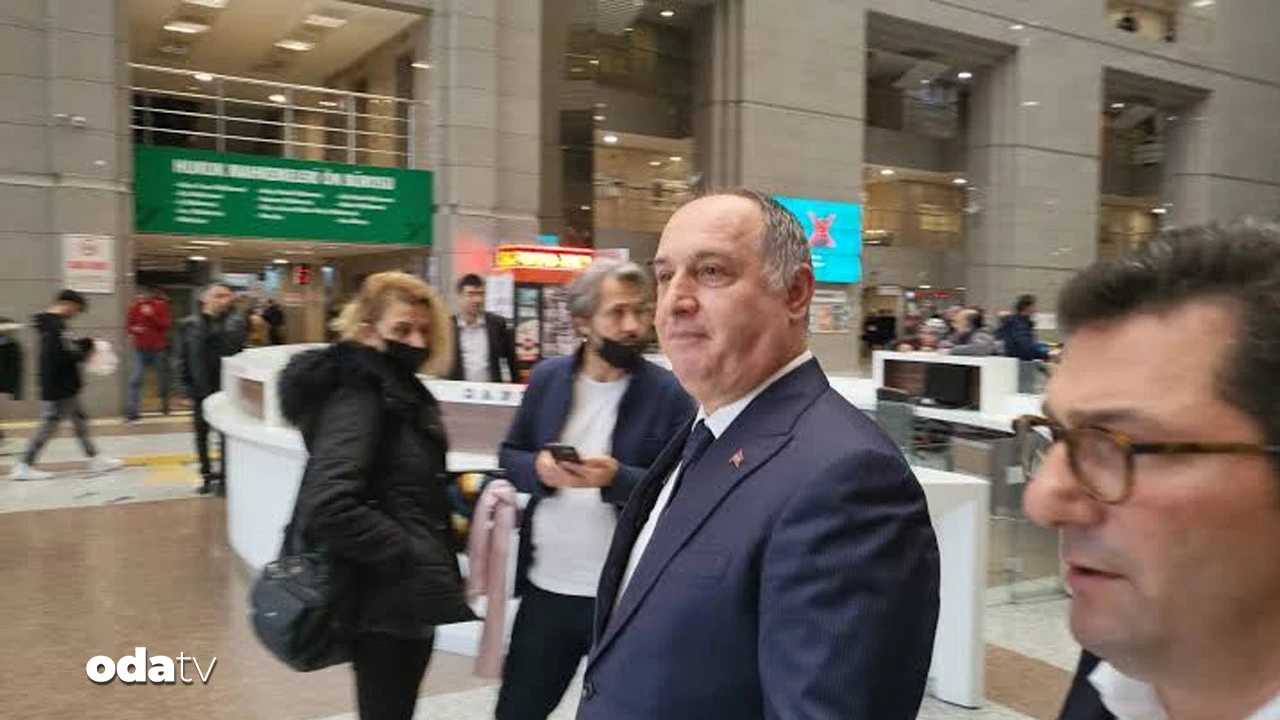 Görevden uzaklaştırılmıştı: İBB Daire Başkanı görevine döndü