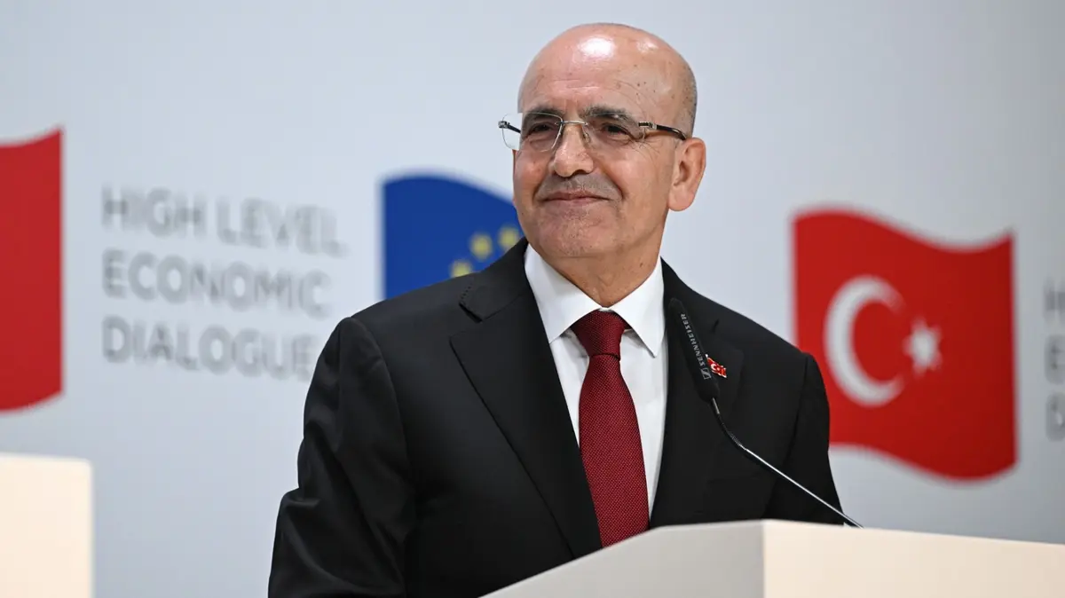 Bakan Şimşek'ten "dış ticaret" mesajı: Ekonomimizin şoklara karşı dayanaklılığı artıyor