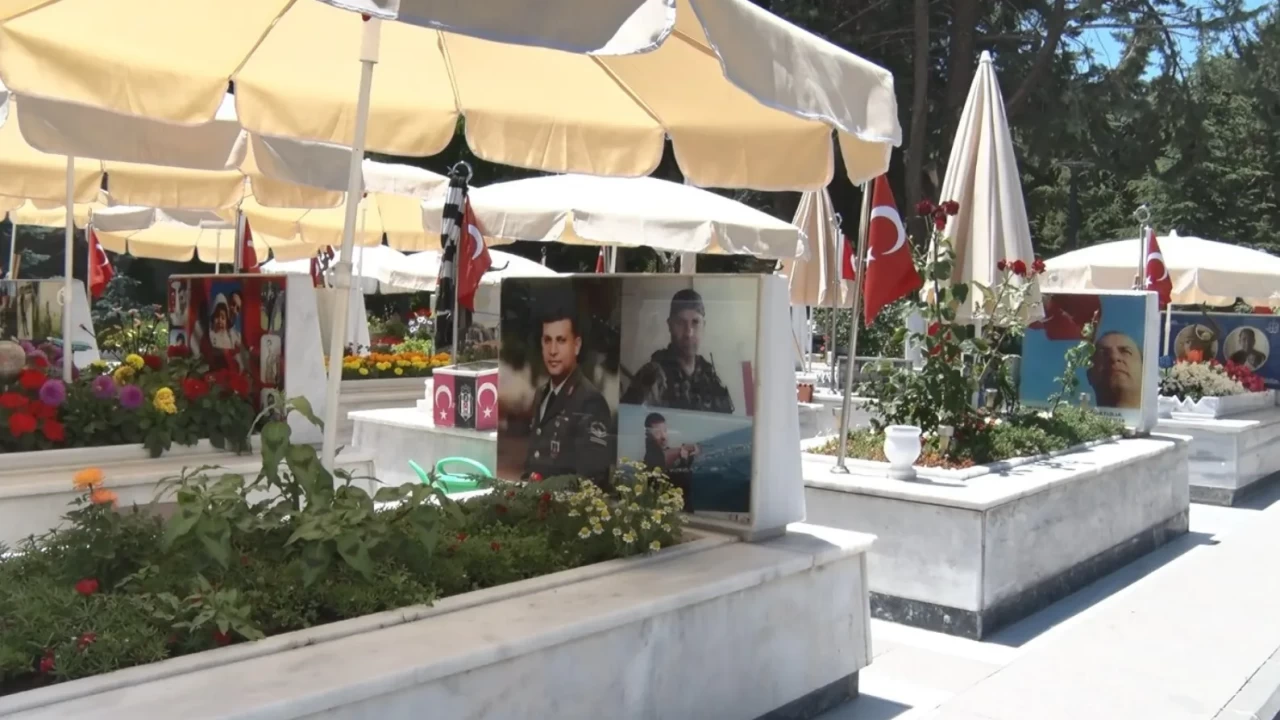 Şehit babaların buruk günü: 'Devletimizin bekası için evladımızla gurur duyuyoruz'