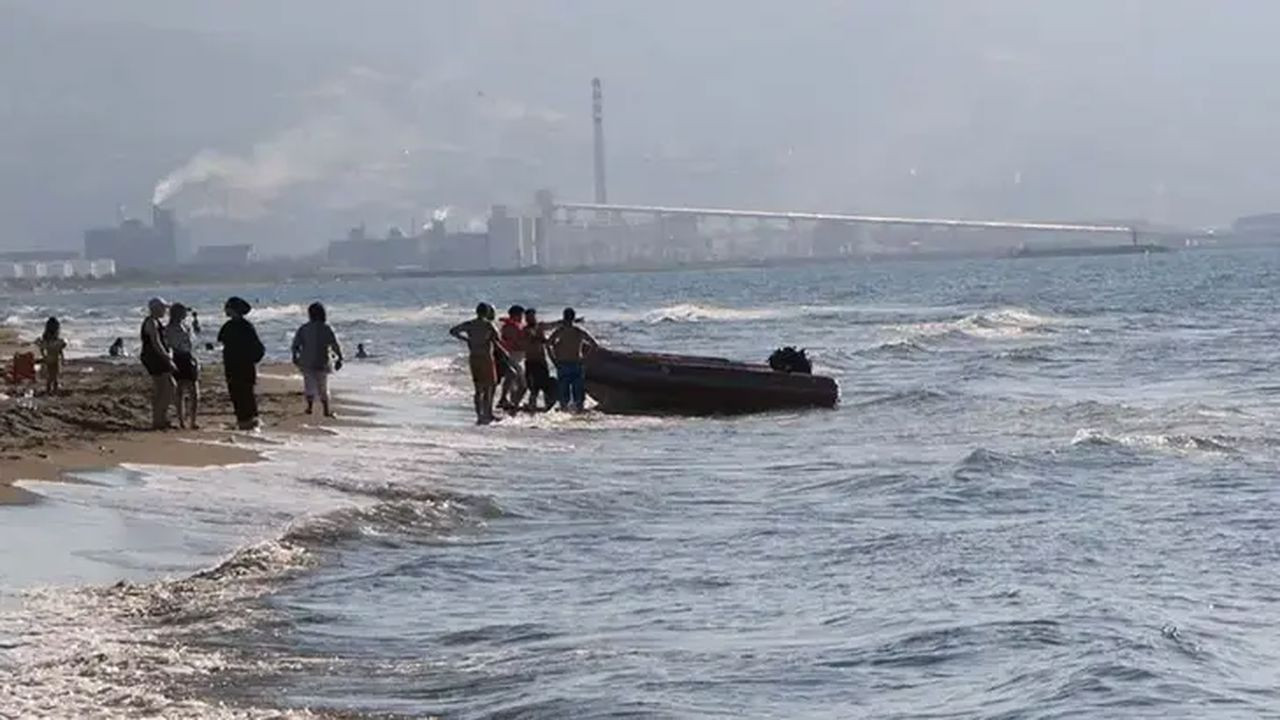 Samsun'da tekne alabora oldu: 3 kişi kurtarıldı, 3 kişi kayıp