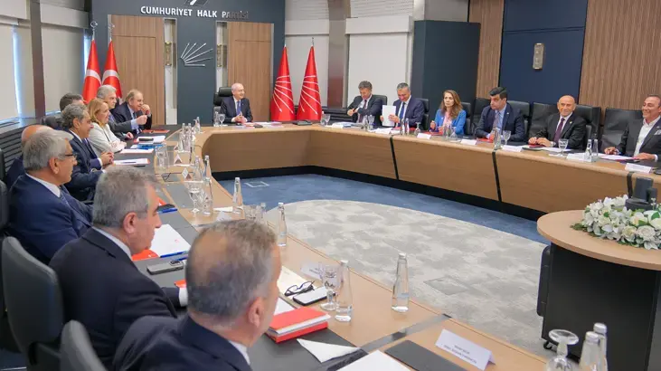 CHP MYK toplandı! Hedef partiyi böldürmemek