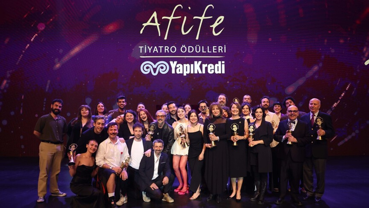 '28. Yapı Kredi Afife Tiyatro Ödülleri' sahiplerini buldu