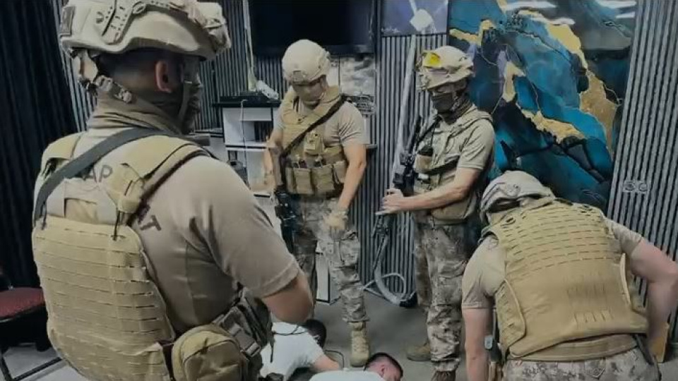 Antalya’da “Altunlar” Operasyonunda 63 kişi gözaltına alındı