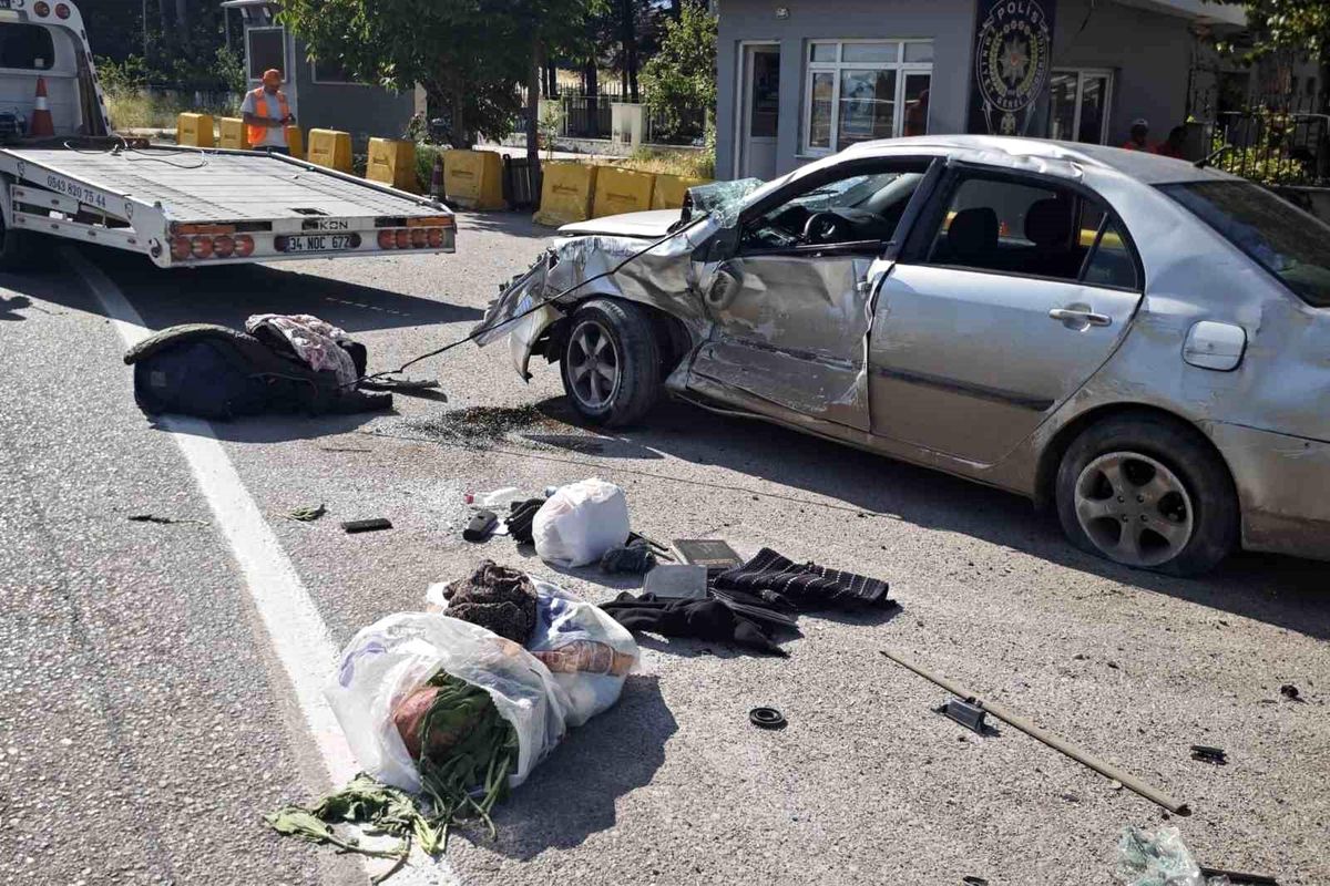 Amasya'da otomobil takla attı: 7 yaşındaki çocuk hayatını kaybetti