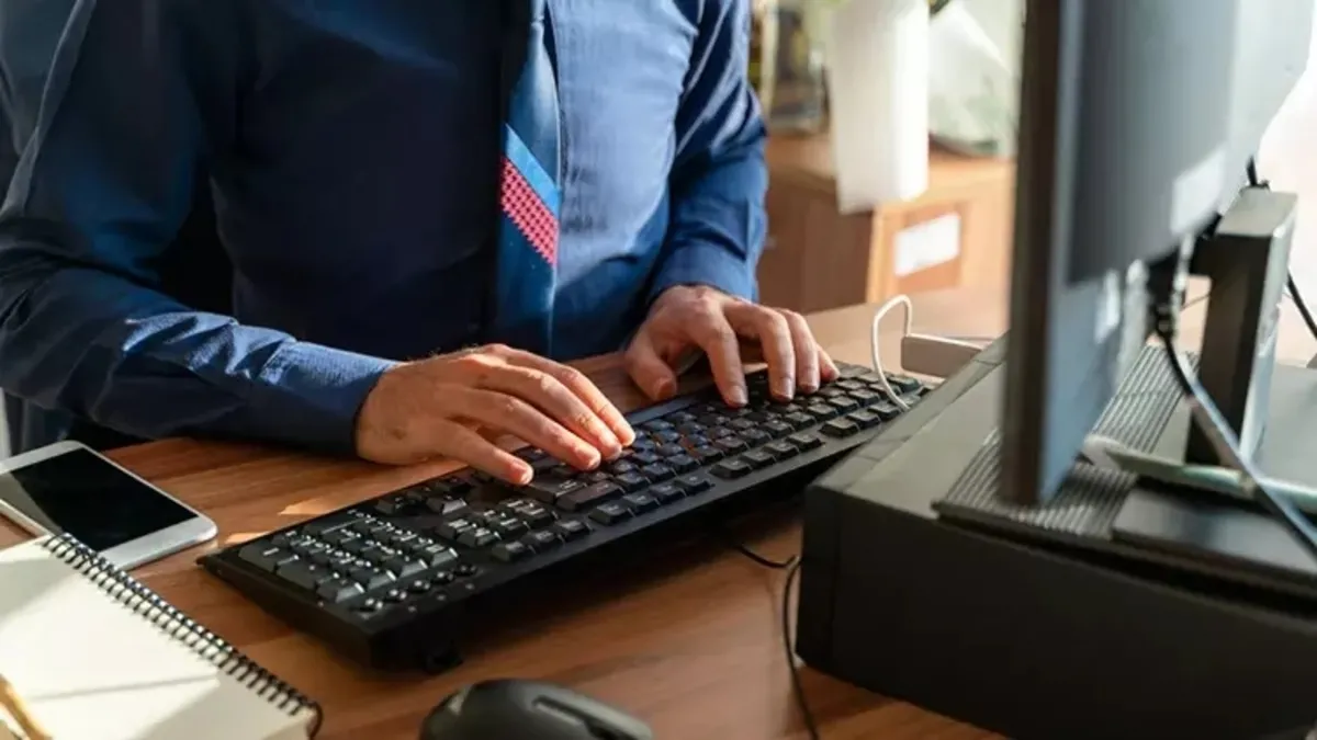 Çalışanların mesai giriş çıkışı için konum kontrolü yapılabilir mi?
