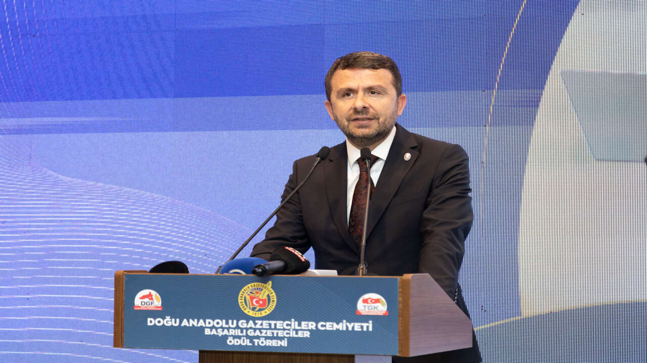 Basın İlan Kurumu Genel Müdürü Abdulkadir Çay: Dijital dönüşüm gazeteciliğin özünü değiştirmez