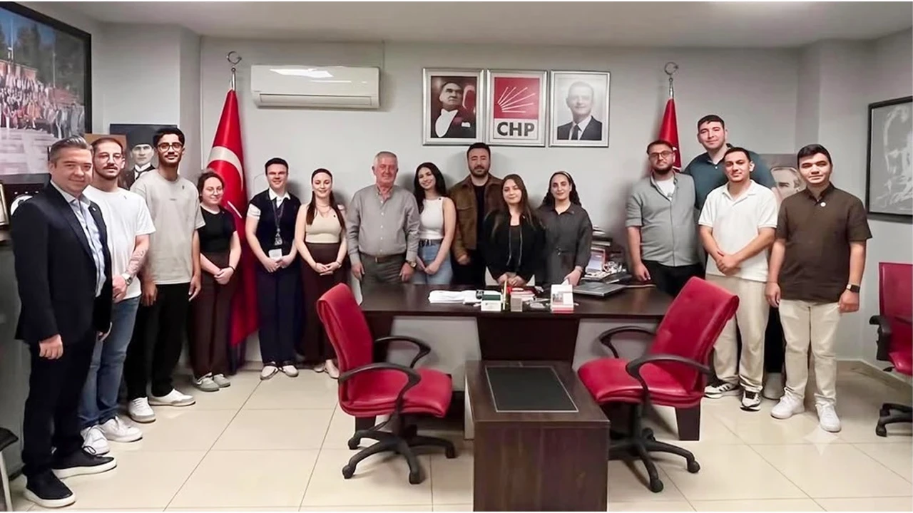 CHP Bilecik İl Gençlik Kollarından Özgür Özel ve Ali Özdemir'e destek