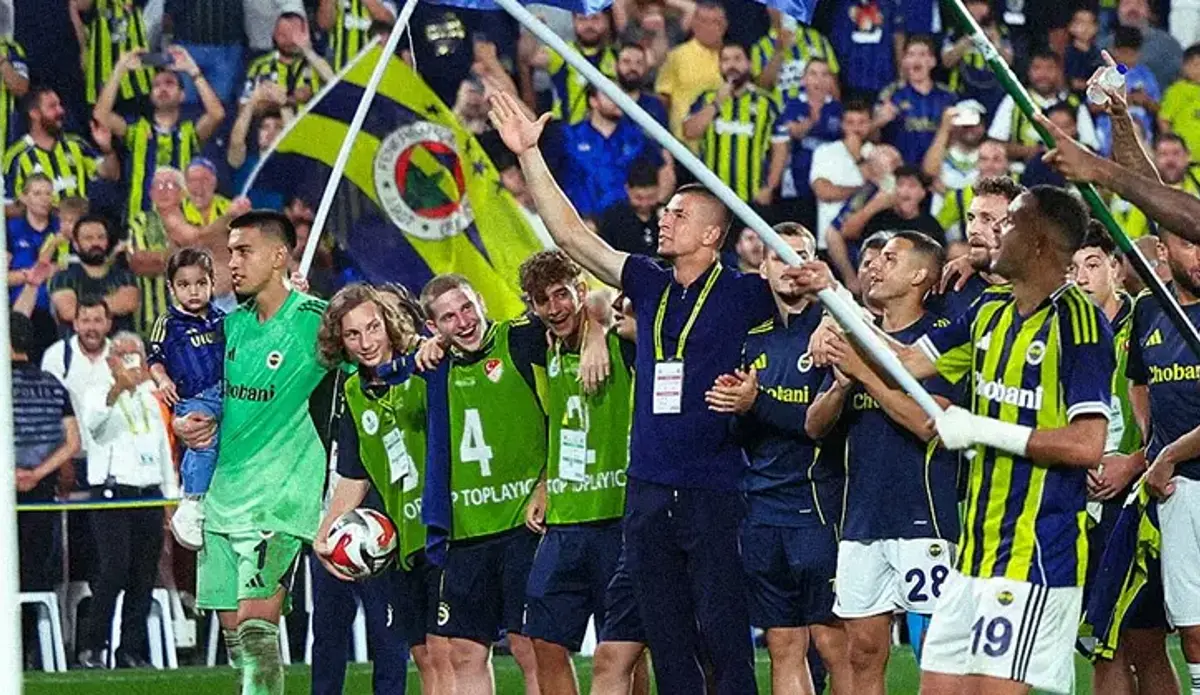 Fenerbahçe'de ayrılık! Başkan bizzat açıkladı: Cevabını bekliyoruz