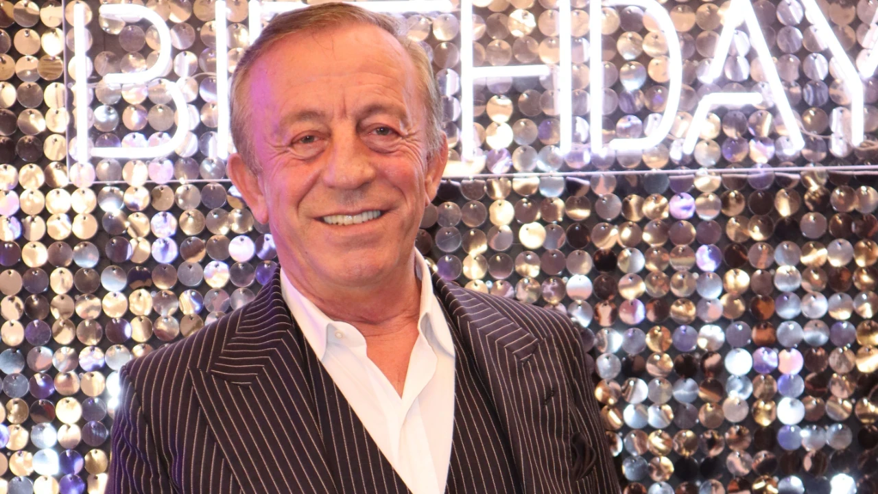 Ali Ağaoğlu 72 yaşında nikah masasına oturdu