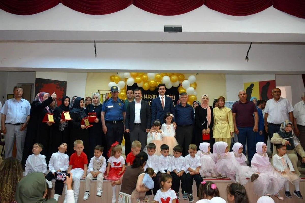 Köyceğiz'de Kur'an kurslarının minik öğrencileri duygulandırdı