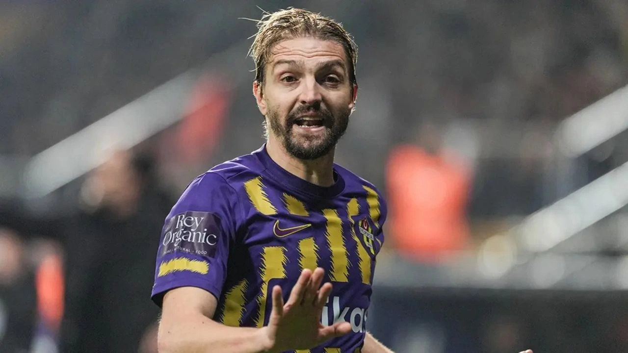 Futbolu bırakan Caner Erkin soluğu orada aldı