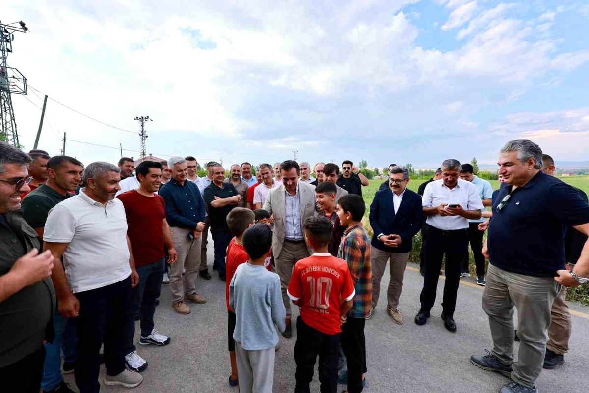 Vali Karakaya ve Mülkiye Başmüfettişlerinden Ahlat'a ziyaret