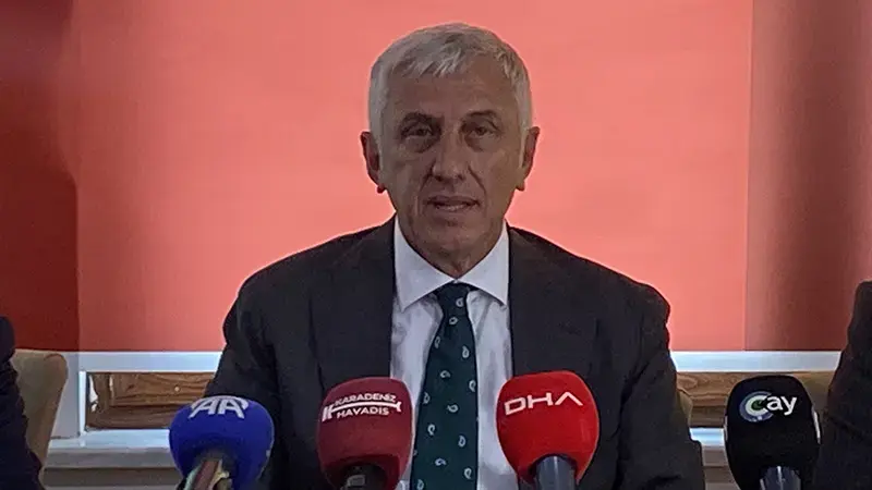 Of Belediyesi'nden İspanya Milli Takımı ile Başbakan Sanchez’e 'Fahri Hemşehrilik Beratı'