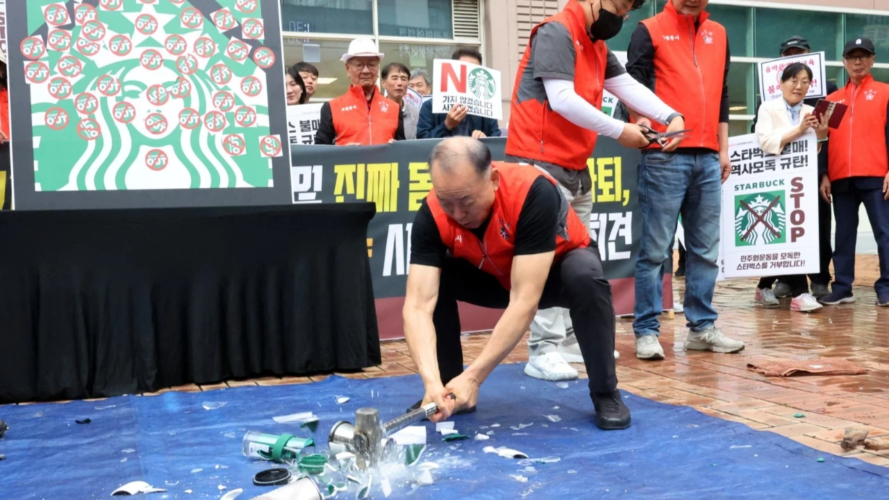 Reklam skandalının faturası ağır oldu: 2 bin Starbucks mağazası aynı anda kapanacak
