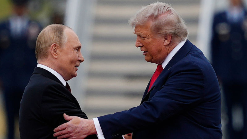 Vladimir Putin ile Donald Trump telefonda görüştü