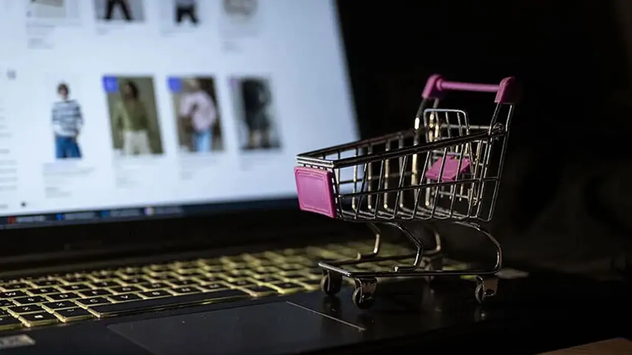 Aldatıcı reklamlara geçit yok! Alışverişte yeni dönem resmen başlıyor